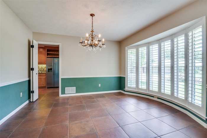 photo 2: 4216 Rickover Drive, Dallas TX 75244