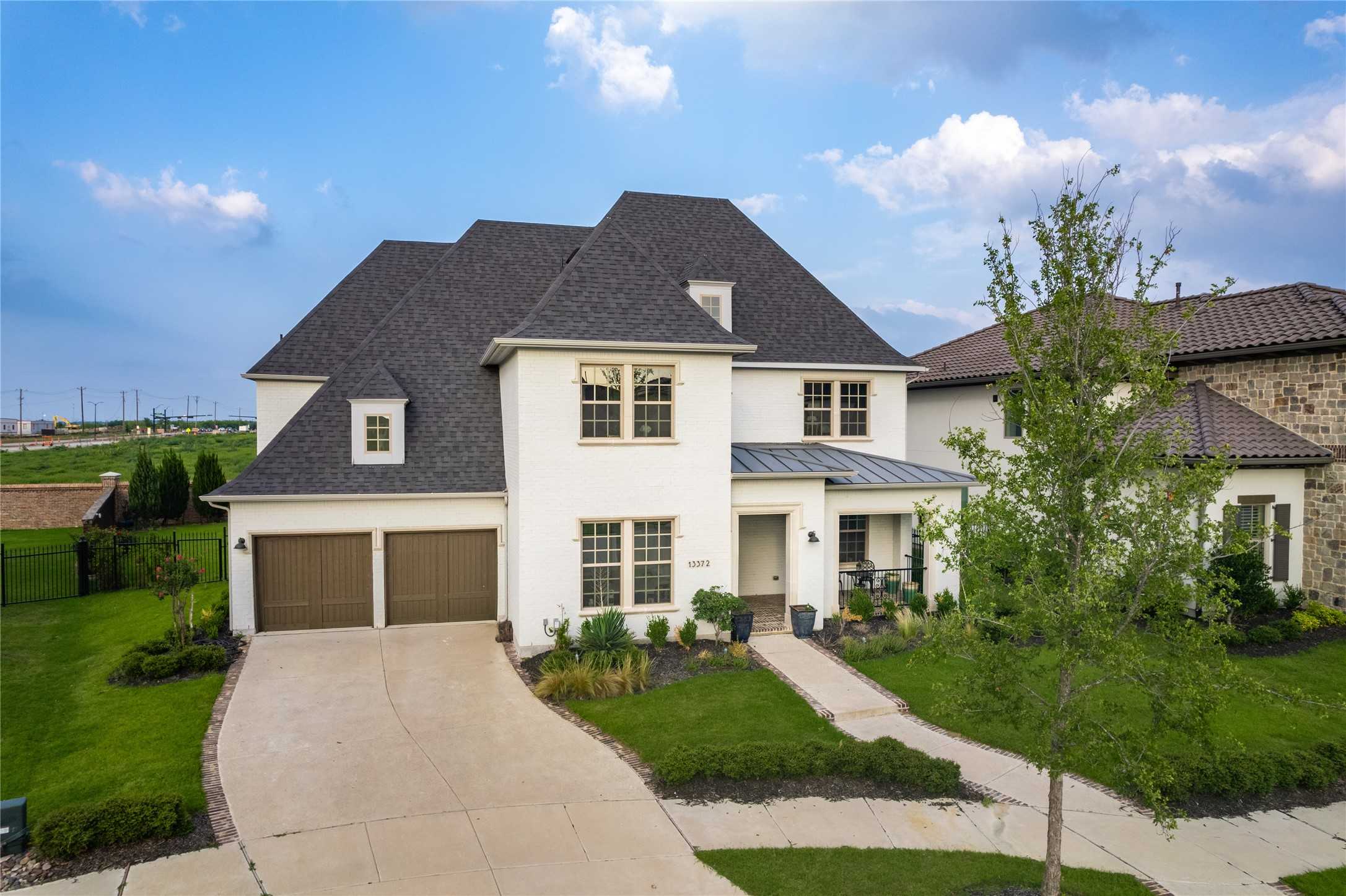 photo 3: 13372 Riverhill Road, Frisco TX 75033