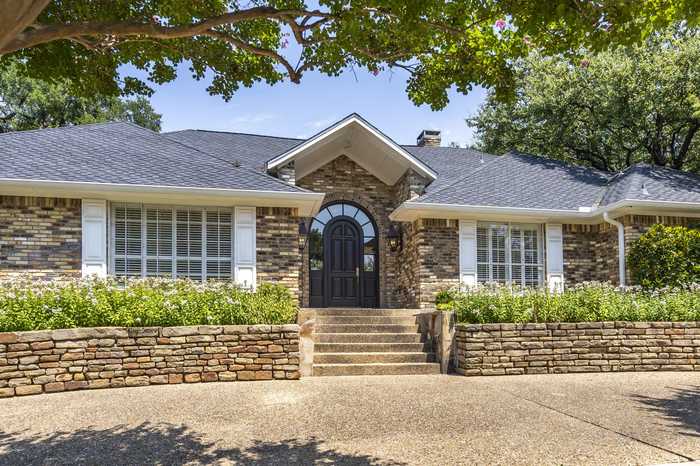 photo 1: 9305 Moss Trail, Dallas TX 75231