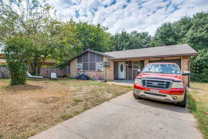 photo 1: 3975 Avocado Drive, Dallas TX 75241