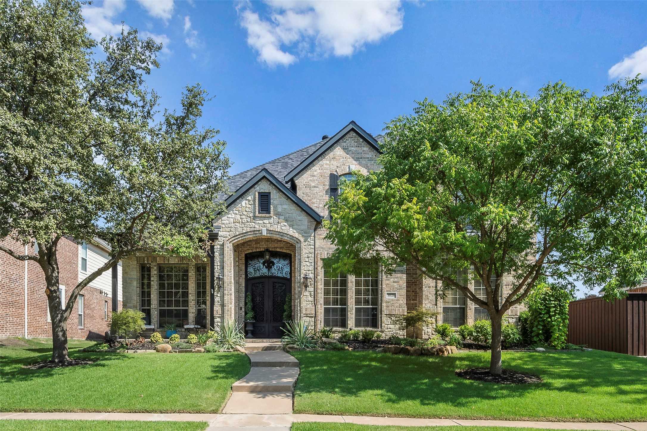 photo 1: 8020 Ambiance Way, Plano TX 75024