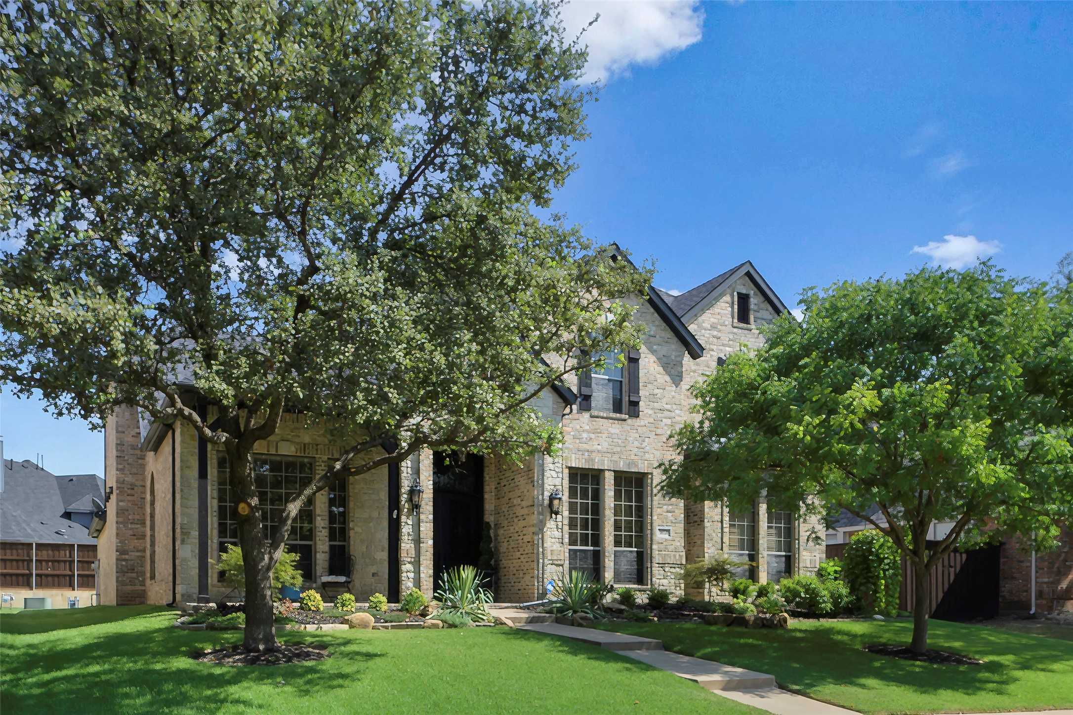 photo 2: 8020 Ambiance Way, Plano TX 75024