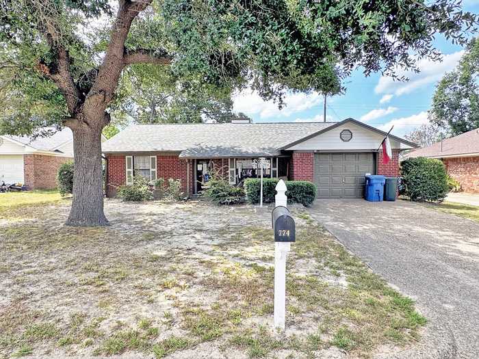 photo 1: 774 Southwood Drive, Athens TX 75751