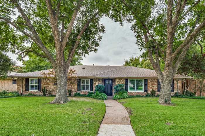 photo 1: 2720 Arborcove Drive, Plano TX 75075