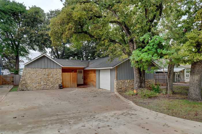 photo 1: 9121 Watercress Drive, Fort Worth TX 76135