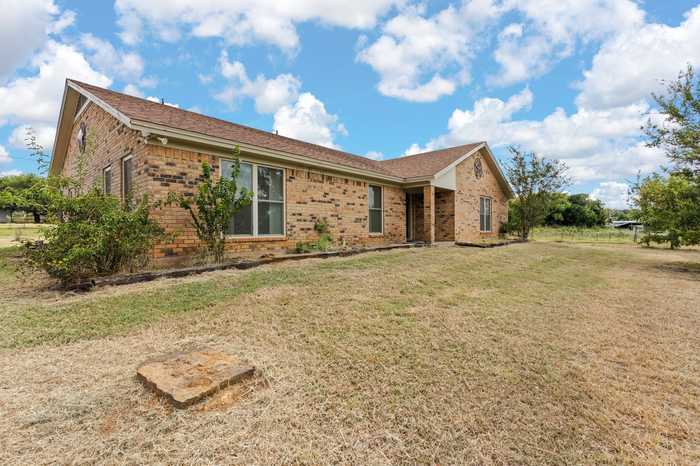 photo 1: 7125 S Highway 171, Grandview TX 76050