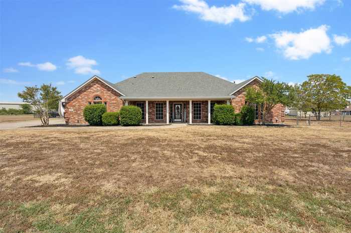 photo 1: 1824 County Loop Road, Fort Worth TX 76179