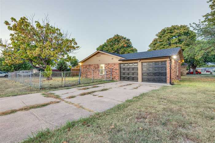 photo 25: 4401 Tiptop Street, Haltom City TX 76117