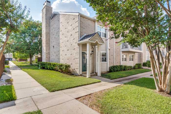 photo 2: 5881 Preston View Boulevard Unit 129, Dallas TX 75240