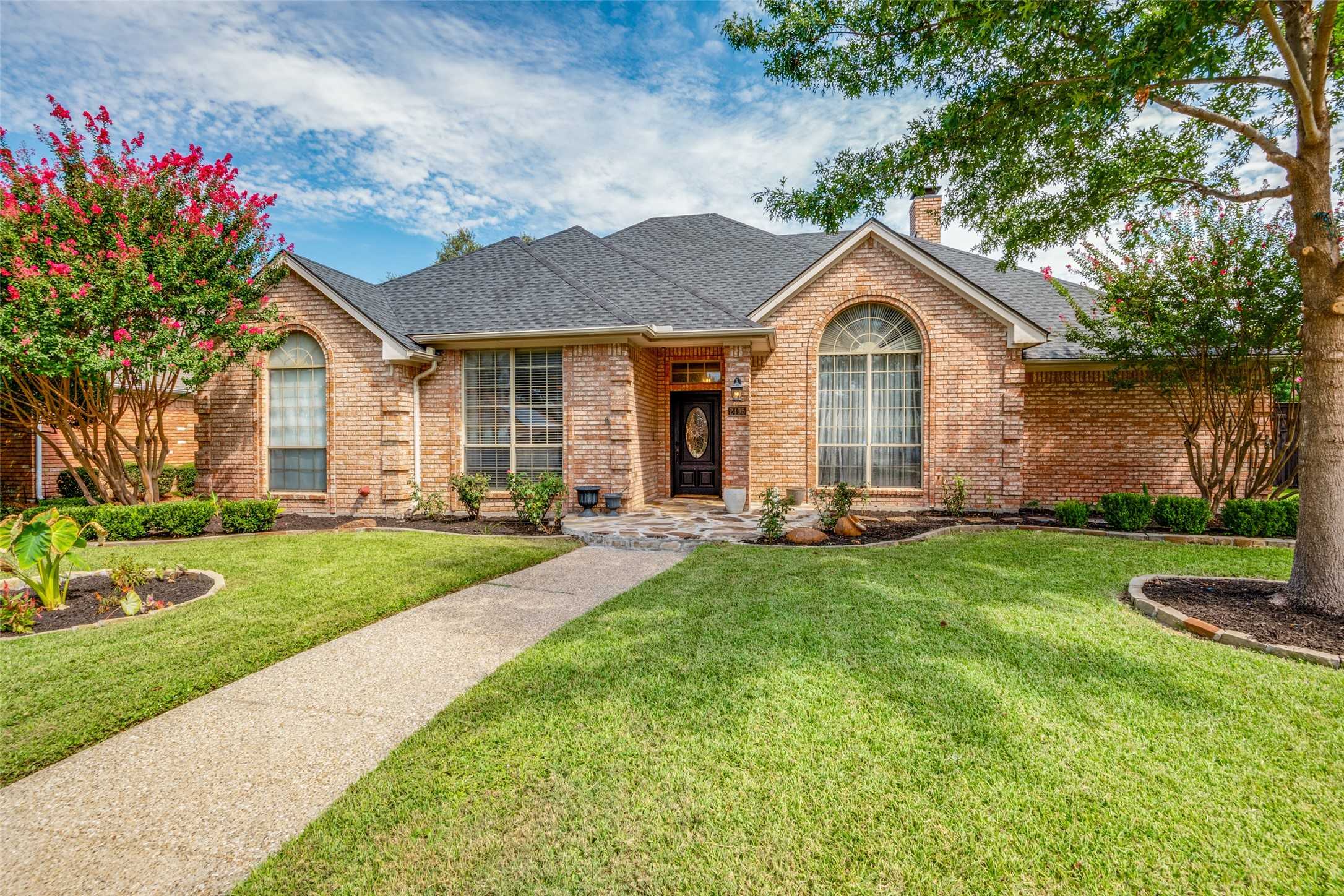 photo 2: 2405 Beaver Bend Drive, Plano TX 75025