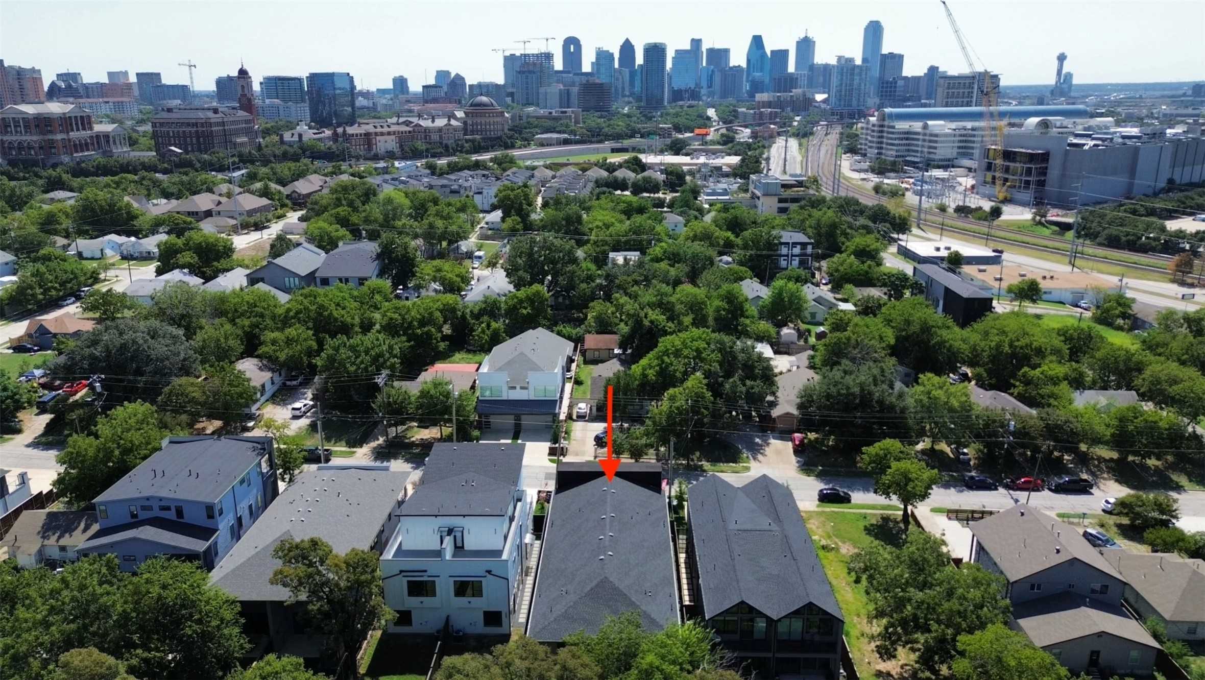 photo 3: 2325 Vagas Street, Dallas TX 75219