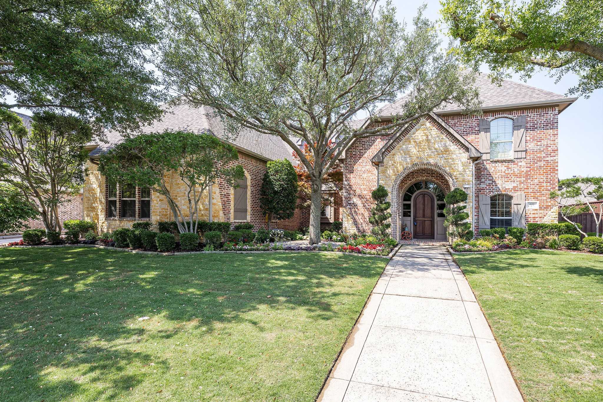 photo 1: 600 Old Course Circle, McKinney TX 75072