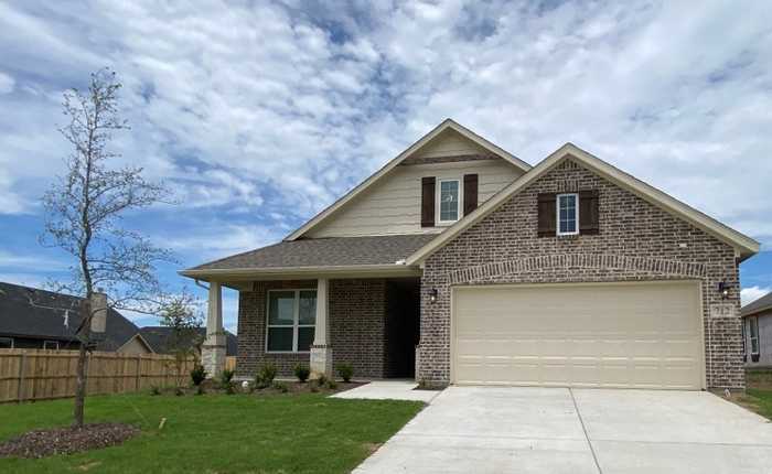 photo 1: 712 Ascot Court, Ennis TX 75119