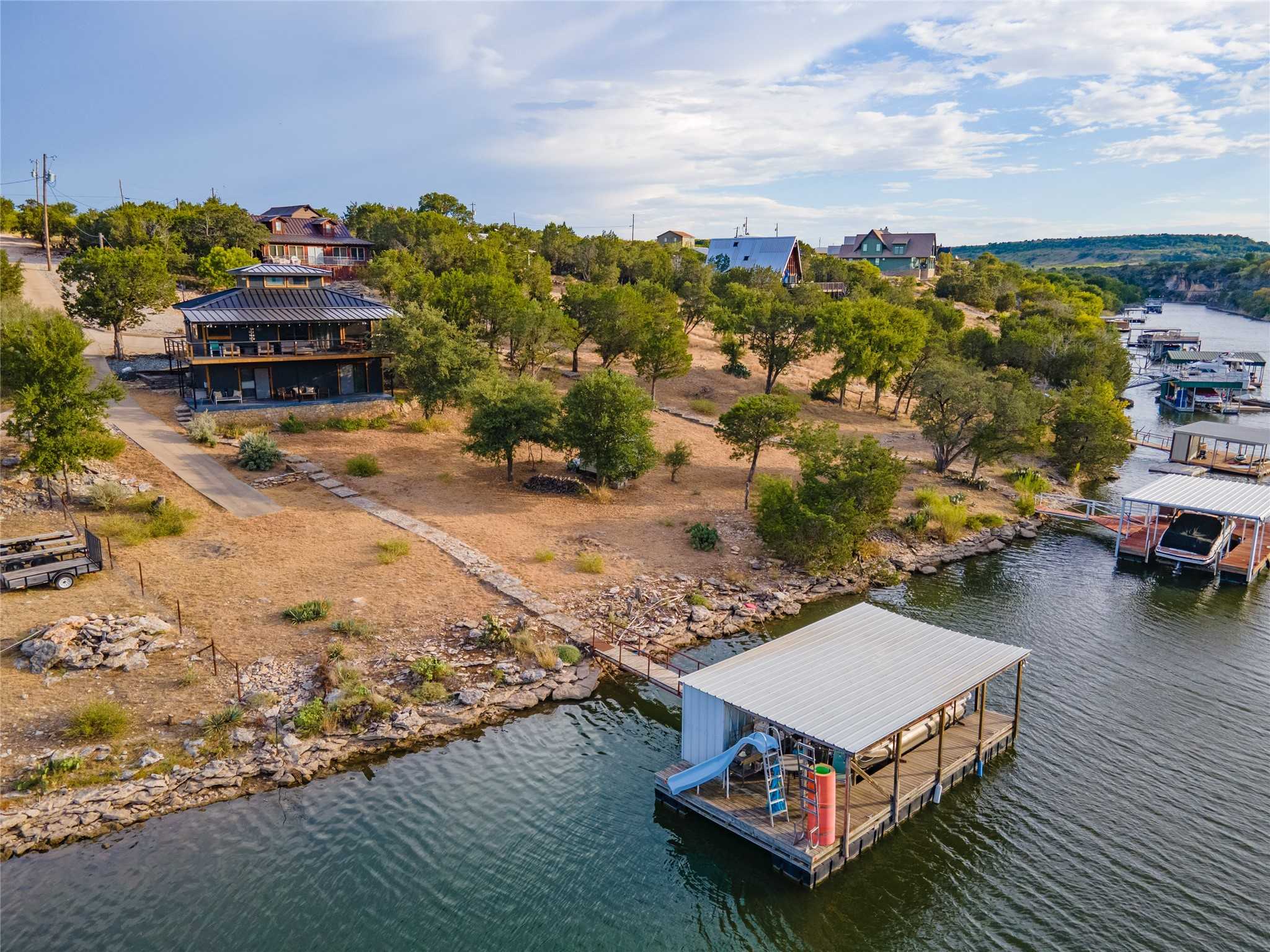 photo 3: 1032 Bluff Creek Drive, Possum Kingdom Lake TX 76475