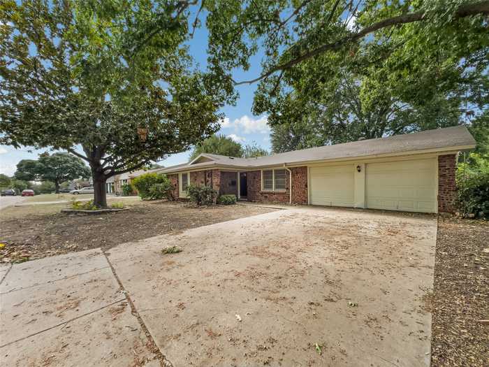 photo 1: 5616 Ammons Street, Haltom City TX 76117