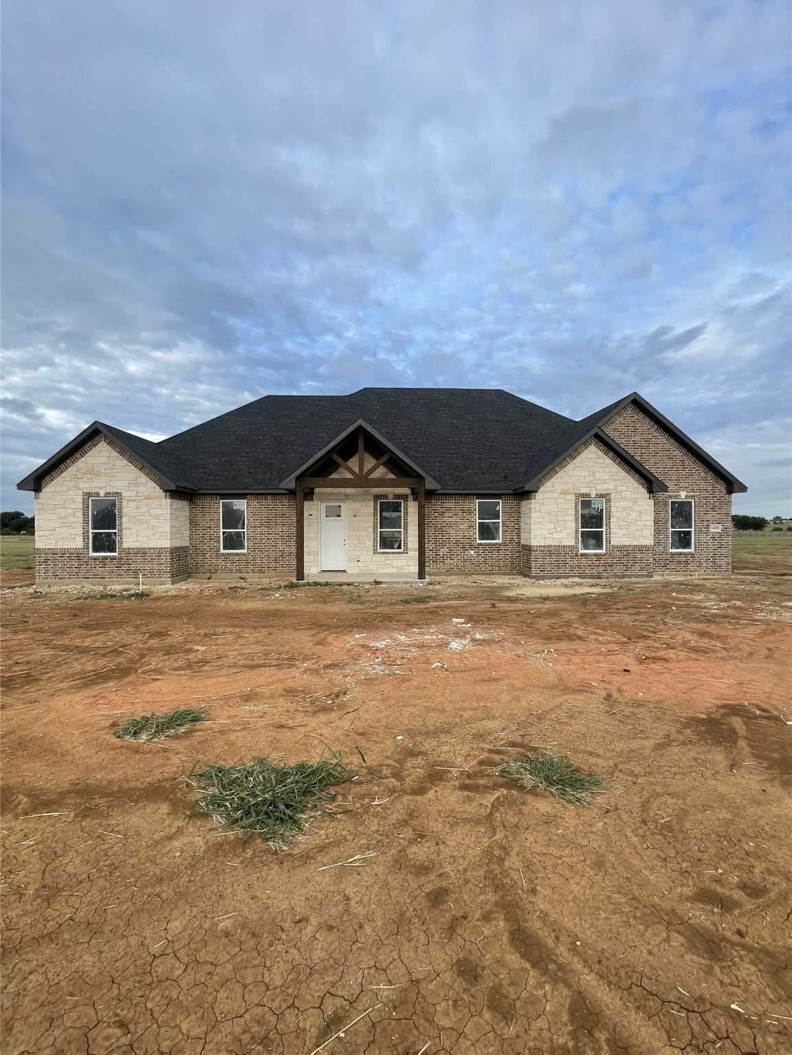 photo 1: 1428 Dixie Estates Way, Whitesboro TX 76273