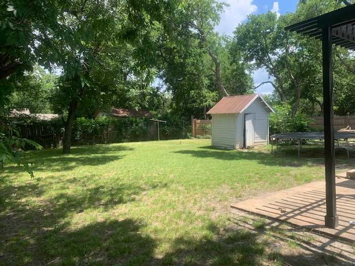 photo 9: 1039 S Hub Street, Sherman TX 75090