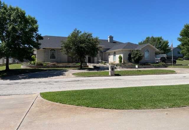 photo 1: 816 Woodland Trail N, Bowie TX 76230