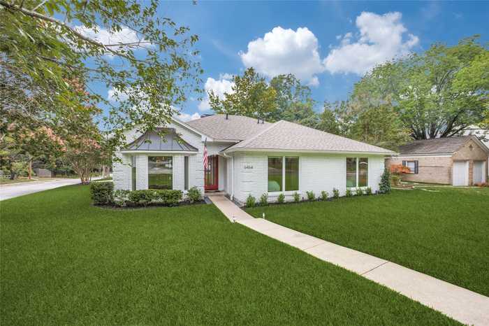 photo 2: 6464 Kenwood Avenue, Dallas TX 75214