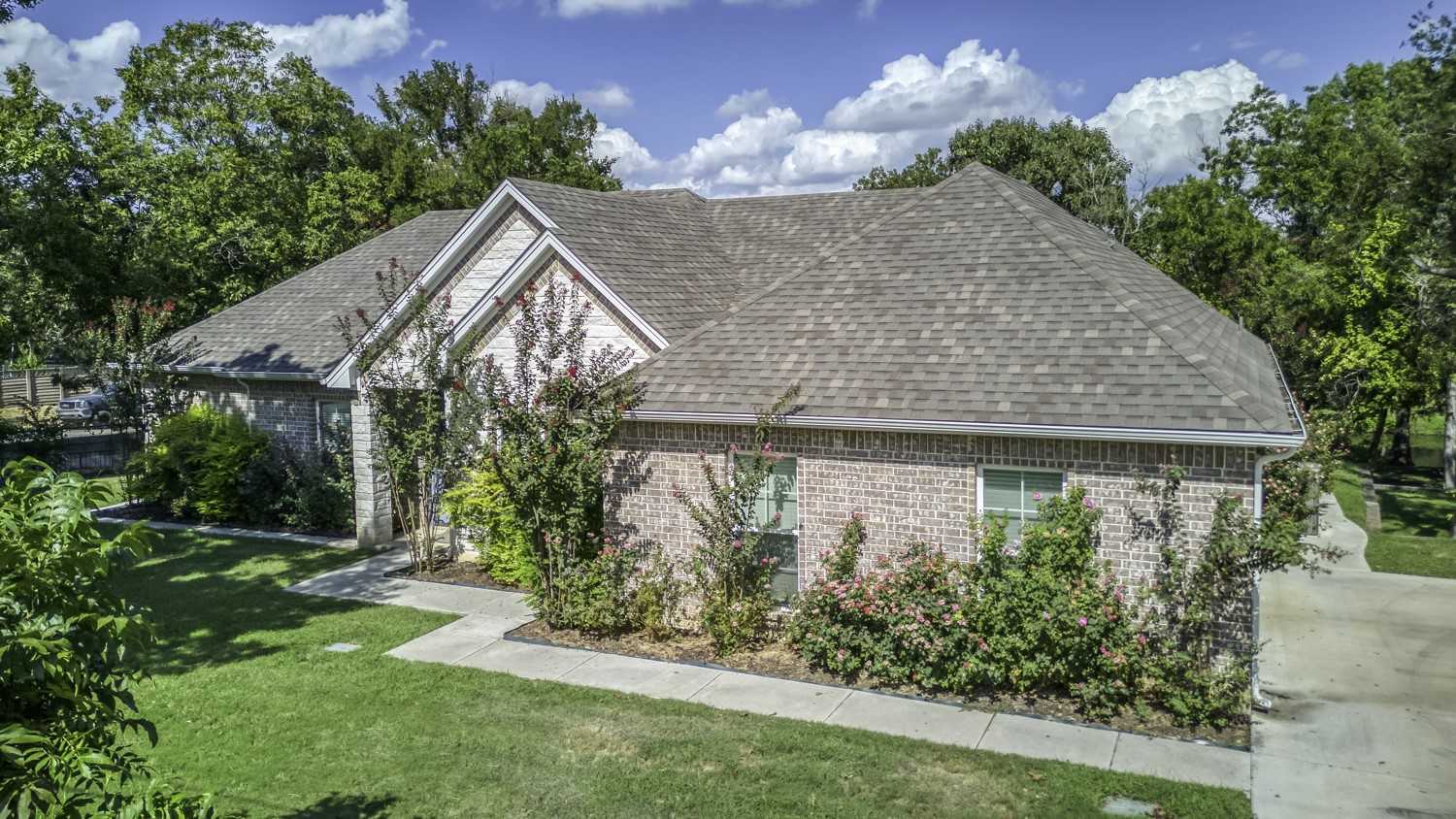 photo 2: 603 S Walnut Street, Cleburne TX 76033