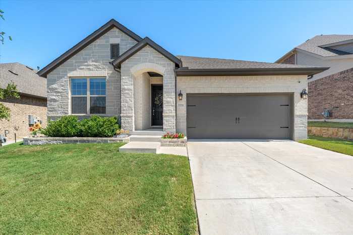 photo 1: 5316 Waterview Court, Haltom City TX 76137