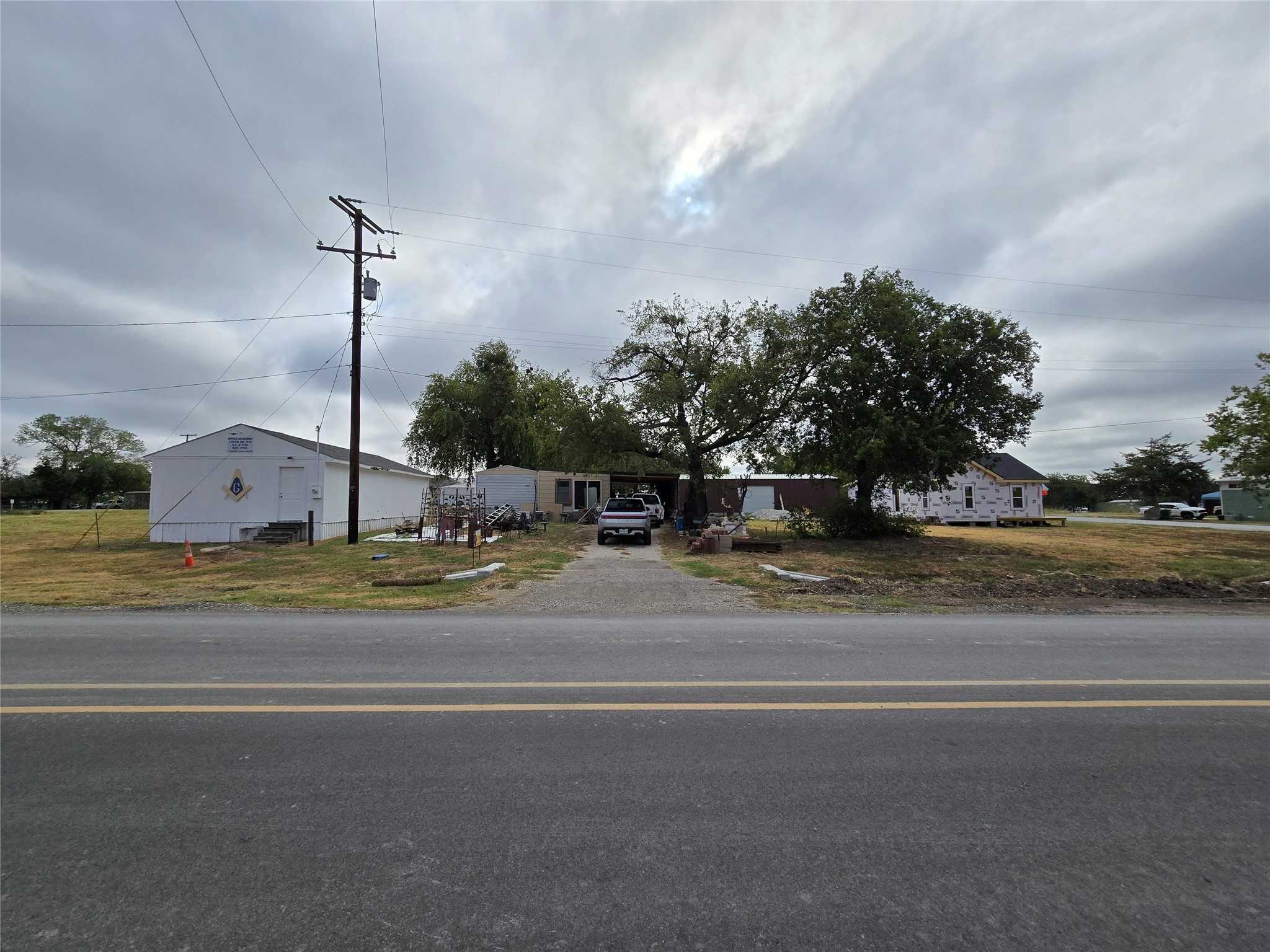 photo 2: 1674 FM 1198 Road, Muenster TX 76252