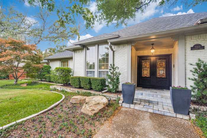 photo 2: 7307 Tomlinson Street, Dallas TX 75248