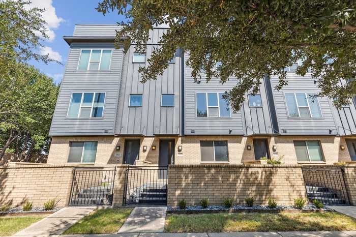 photo 1: 3004 Zenia Drive, Dallas TX 75204