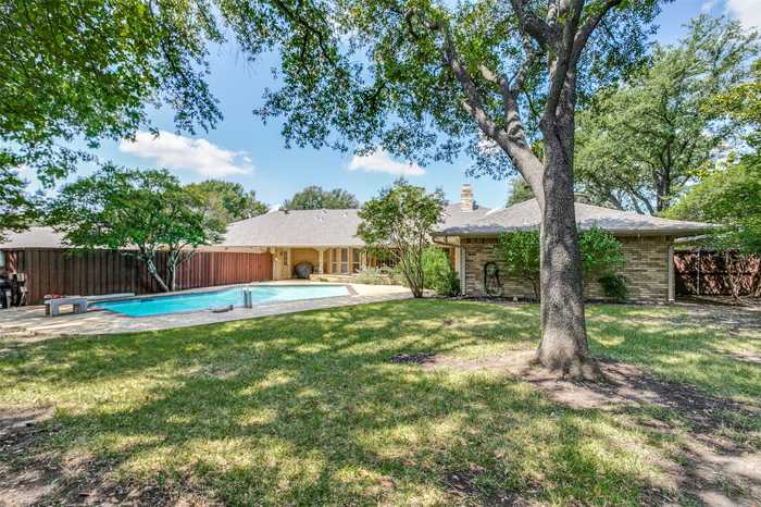 photo 25: 11010 Russwood Circle, Dallas TX 75229