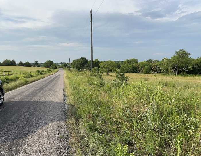 photo 8: 999 Hall Road, Sherman TX 75090