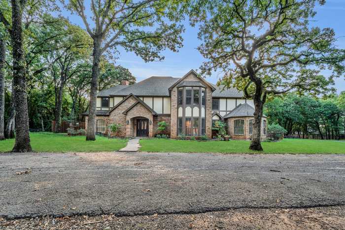 photo 1: 7004 Ledbetter Road, Arlington TX 76001