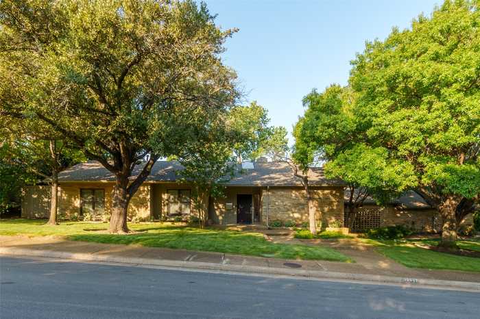 photo 1: 10807 Dove Brook Circle, Dallas TX 75230