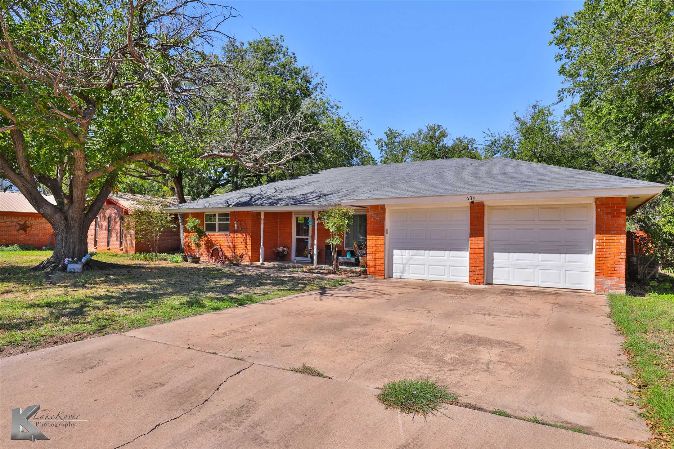 photo 1: 634 Harwell Street, Abilene TX 79601