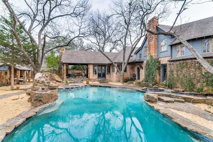 photo 36: 6043 Walnut Hill Circle, Dallas TX 75230