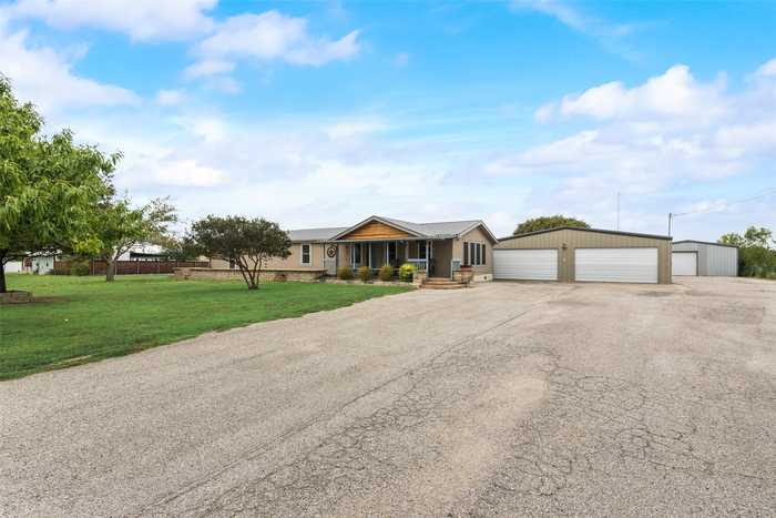 photo 2: 962 Poetry Road, Royse City TX 75189