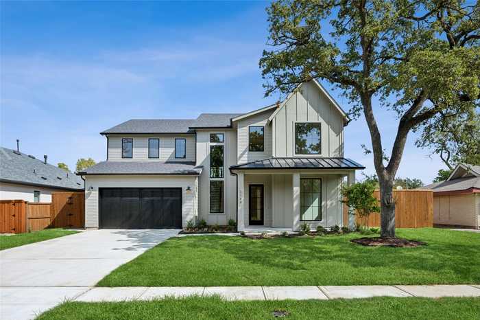 photo 1: 3149 Jubilee Trail, Dallas TX 75229