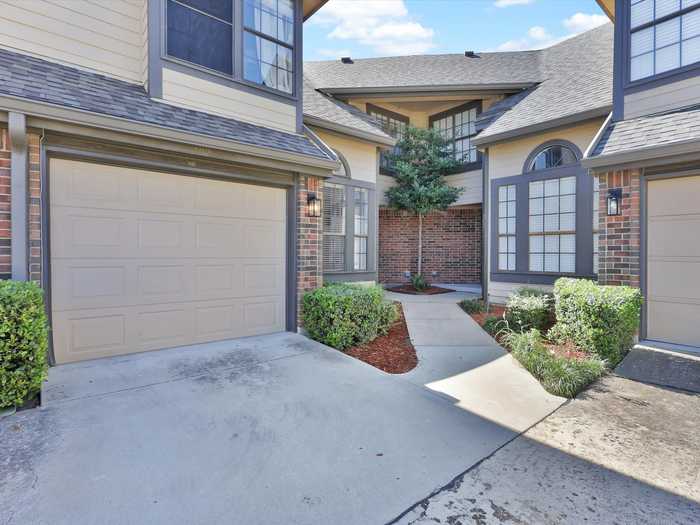 photo 2: 416 Santa Fe Trail Unit 102, Irving TX 75063