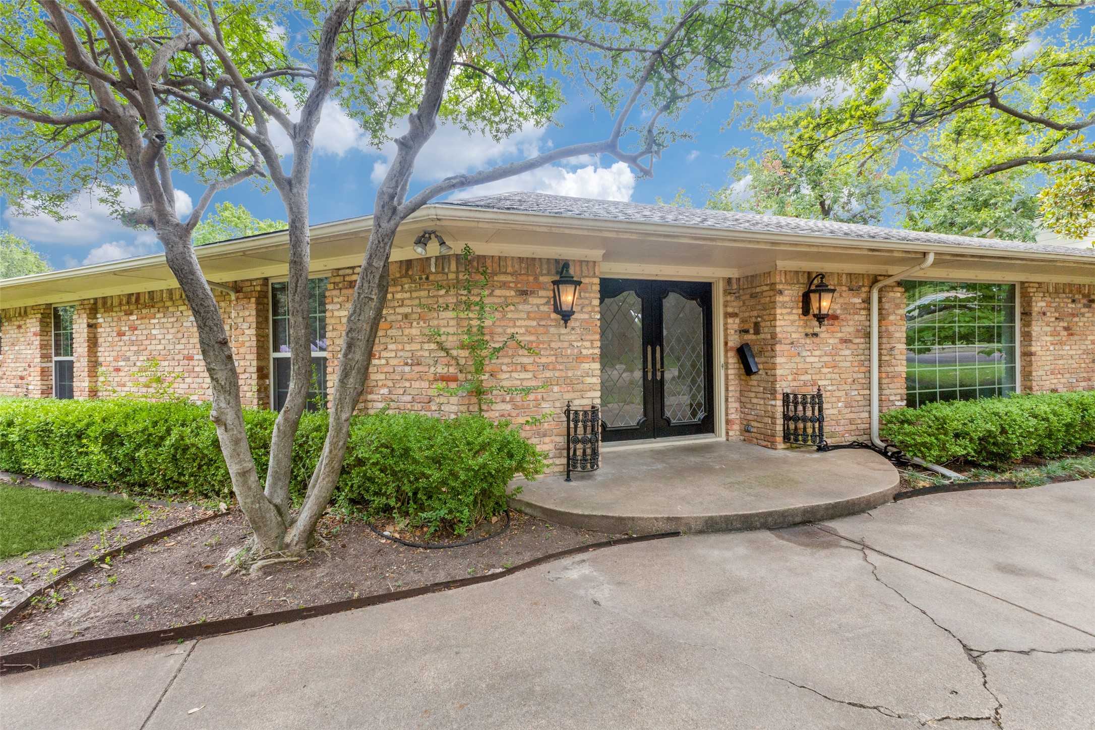 photo 3: 6176 Brandeis Lane, Dallas TX 75214