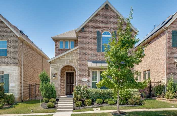 photo 1: 6835 Prompton Bend, Irving TX 75063