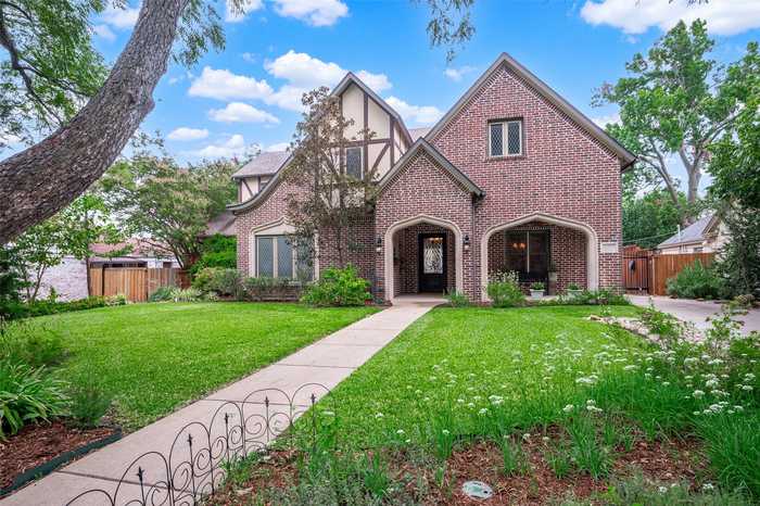 photo 1: 6280 Prospect Avenue, Dallas TX 75214