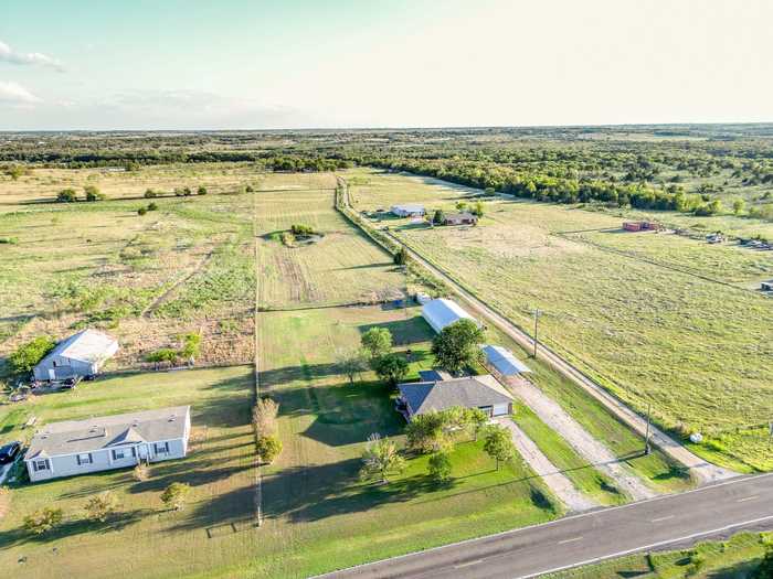 photo 2: 5937 Fm 1181, Ennis TX 75119