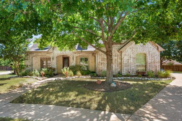 photo 1: 9204 Cachelle Court, North Richland Hills TX 76182