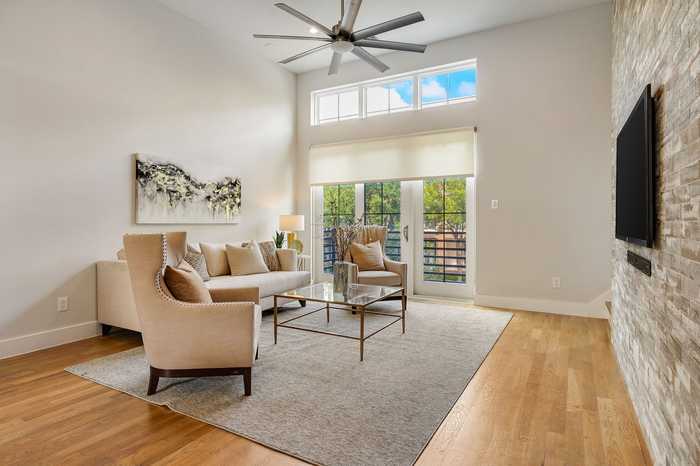 photo 1: 3200 Ross Avenue Unit 6, Dallas TX 75204