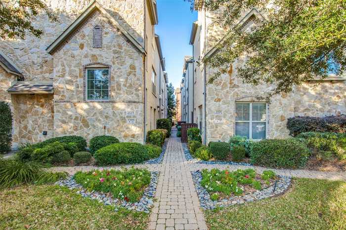 photo 1: 4524 Emerson Avenue Unit 2, University Park TX 75205