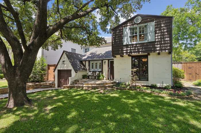 photo 2: 4568 Arcady Avenue, Highland Park TX 75205