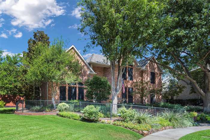 photo 2: 7320 Bryers Circle, Plano TX 75025