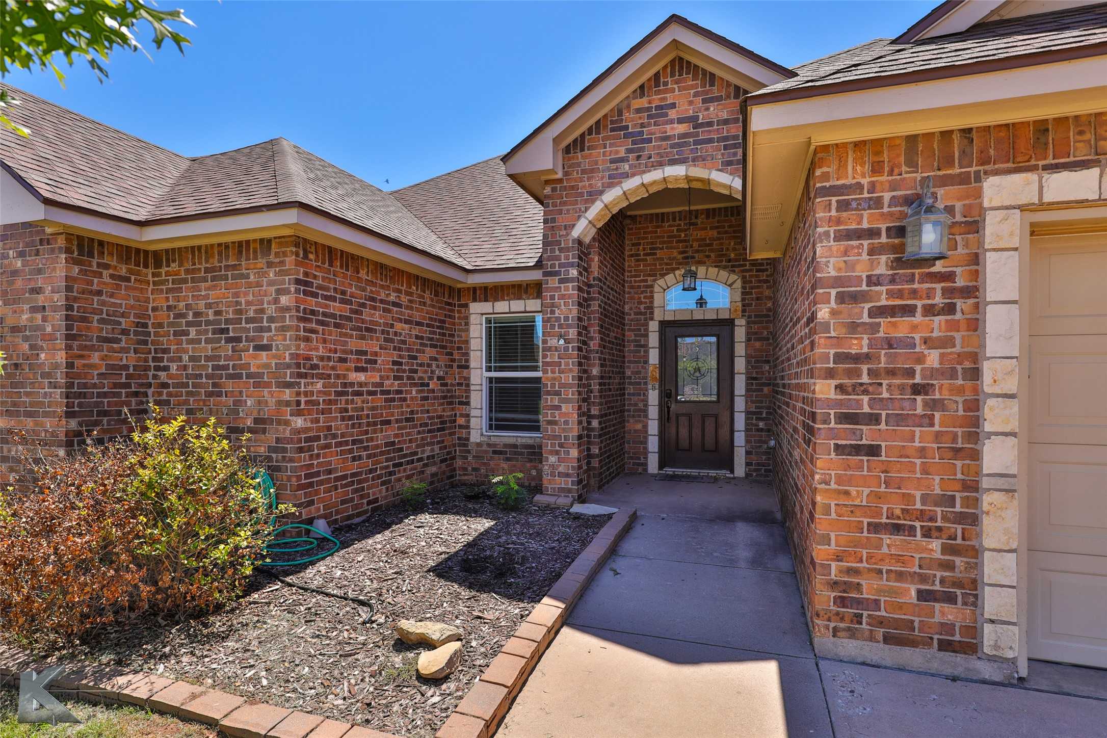 photo 3: 2225 Bunker Hill Drive, Abilene TX 79601