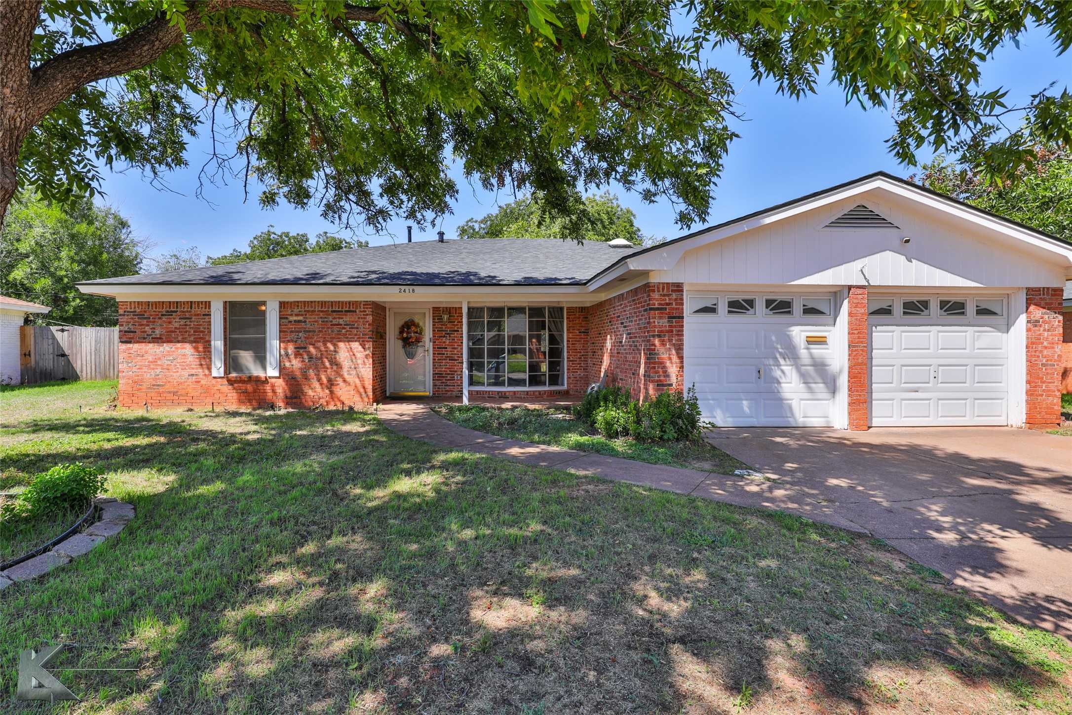 photo 1: 2418 Brentwood Drive, Abilene TX 79605