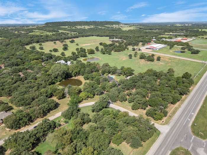 photo 38: 120 Deer Park Court, Granbury TX 76048