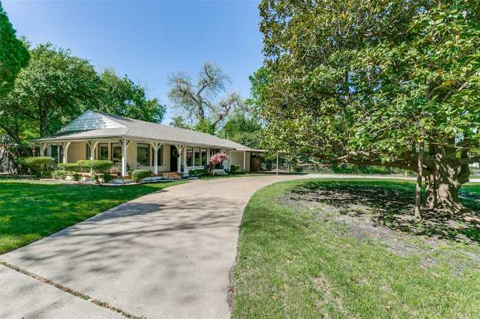 photo 1: 4104 Shorecrest Drive, Dallas TX 75209